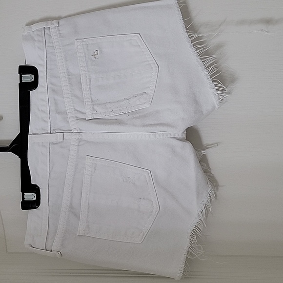 rag & bone Size 25 Marin White Cut Off Distressed Denim Short-Shorts, EUC - Picture 3 of 11
